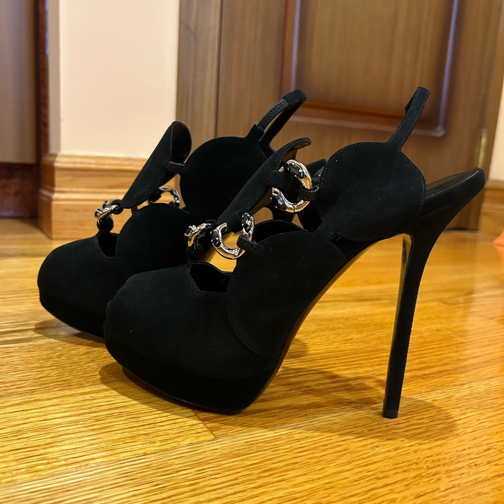 Suede Rodo Black High Heels with Silver Accents